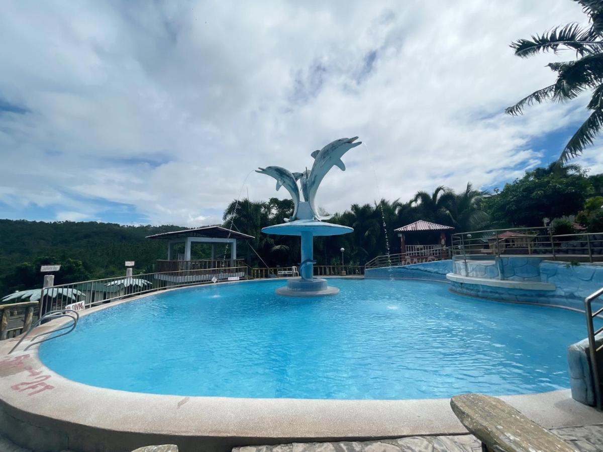 La Virginia Leisure Park And Amusement 호텔 Mataasnakahoy 외부 사진