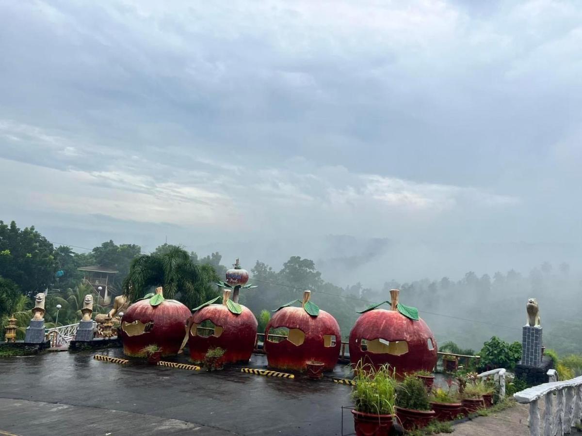 La Virginia Leisure Park And Amusement 호텔 Mataasnakahoy 외부 사진