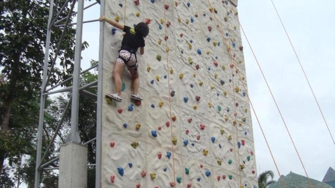 La Virginia Leisure Park And Amusement 호텔 Mataasnakahoy 외부 사진